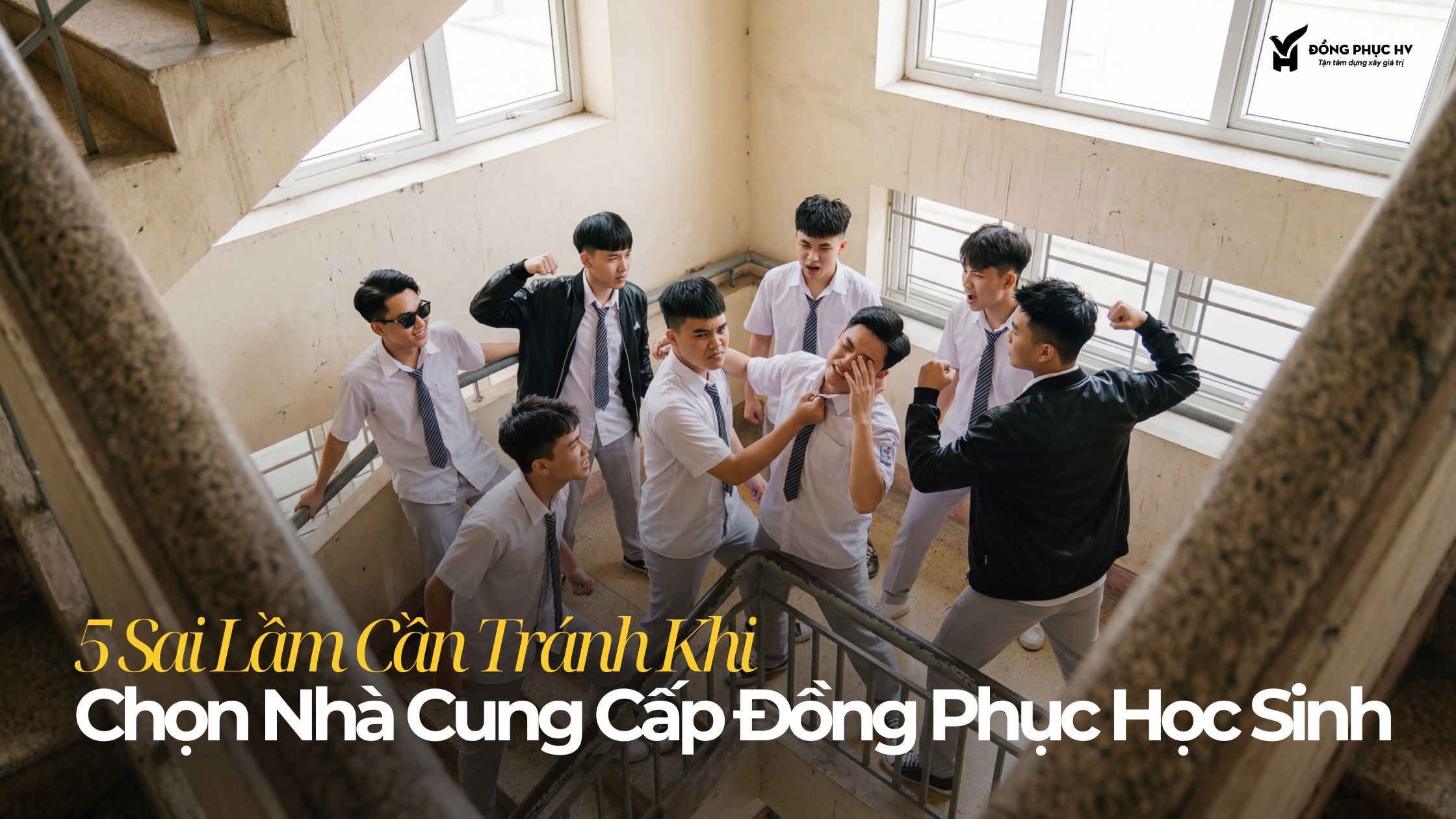 đồng phục học sinh